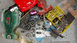 1/8 Vintage RC Car Teile , Chassis , Karossen usw. für Bastler - Bild 1 von 7