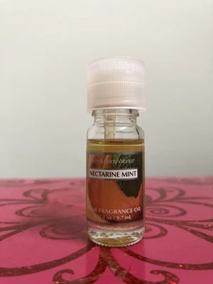 Aceite de fragancia para el hogar Bath & Body Works NECTARINA COMO NUEVO 0,33 OZ MUY RARO Foto 1 de 2