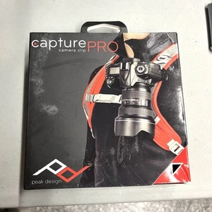 Peak Design Capture PRO Camera Clip + Standard Plate (Black & Red) NEW - Imagen 1 de 7