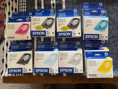 Expired Genuine Epson Stylus 2200 Ink Set - Image 1 of 2