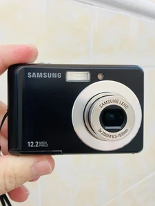 Samsung ES17 12.2MP Digitalkamera schwarz getestet funktioniert ohne Akku nur Kamera - Bild 1 von 16