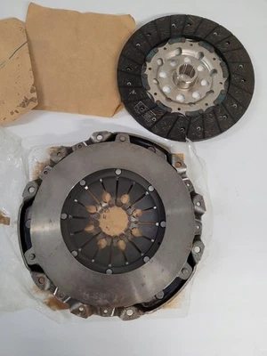 Valeo 826531 Mercedes Clutch Kit - Image 1 of 4