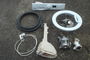 HOTPOINT WMFUG942P WASHING MACHINE INDIVIDUAL SPARES: SEE DESCRIPTION SECTION - Picture 1 of 7
