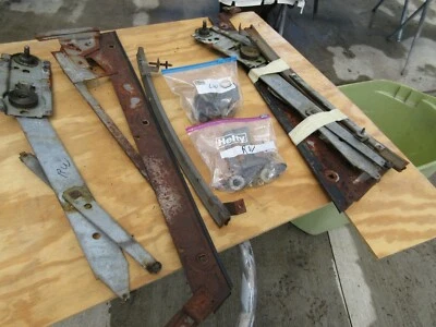 Pontiac Catalina 1965 2+2 configuración de regulador de ventana delantera la mayoría de los artículos de hardware Foto 1 de 4