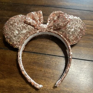 Disney Parks Rosegold Pailletten Rosa Schleife Minnie Mickey Mouse Ohren Stirnband - Bild 1 von 7