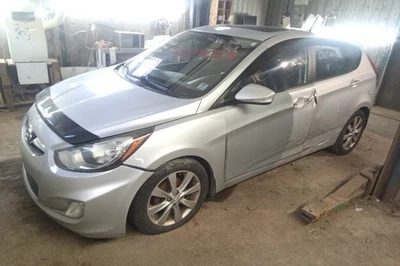2014 Hyundai Accent Automatic Transmission OEM 117K Miles - LKQ395748017 - Image 1 of 3