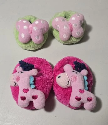 Gerber Baby Slippers 2 Pair Size 0-6mos Butterfly Giraffe - Image 1 of 4