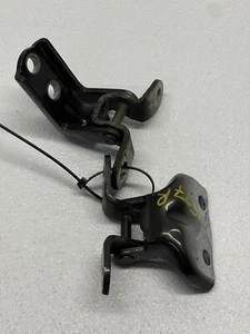 2011-2015 KIA SORENTO REAR RIGHT DOOR UPPER LOWER HINGES SET OF 2 OEM 106240 - Picture 1 of 12