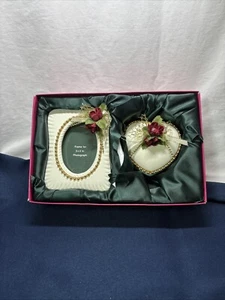 Gift Package - Ceramic Photo Frame & Heart Shaped Tricket Box Open Box - Picture 1 of 10