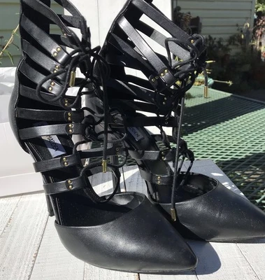Steve Madden Keyshia Cole DIVA Zapatos de Cuero Negro Gladiador Tacones de aguja Talla 9 40 Foto 1 de 4