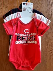 NWT Size 3-6M MLB Cincinnati Reds baseball 3 pack bodysuits baby set New - Picture 1 of 3