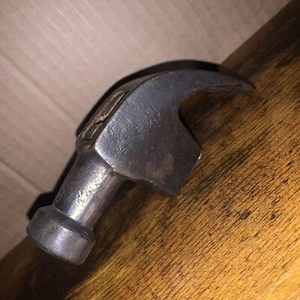 Vintage STANLEY/ 1 Lb/Claw Hammer Head/ Quality - Picture 1 of 5