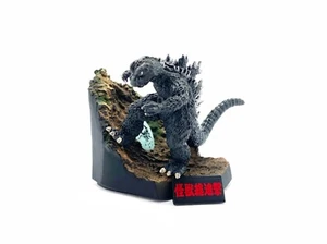 Godzilla 1968 Bandai Complete Works tercero. Mini figura Diorama HG Japan Toys - Imagen 1 de 8