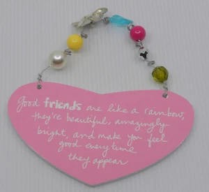 SANDRA MAGSAMEN CERAMIC HEART SHAPED DOOR, WALL PLAQUE, FRIENDS MESSAGE - Picture 1 of 6