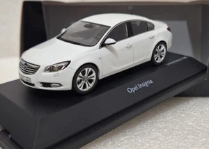 Opel Insignia A Limousine 2009 Snow White 1:43 Schuco EXTREMELY RARE!! - Picture 1 of 12
