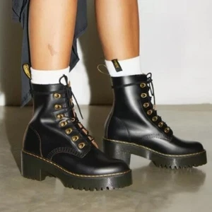 Dr. Martens Leona Heeled Boots US 7 Black Smooth Leather Lace Up Platform Lug - Imagen 1 de 8