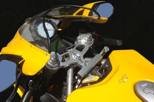 "Póster Ducati 999 Testastretta: Galería de impresión de metal lona-FujiFilm 36"" x 24" - Imagen 1 de 51