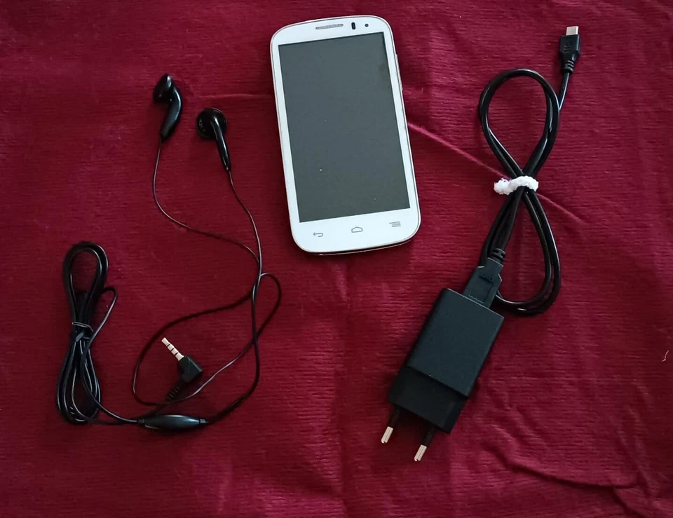 ALCATEL One Touch pop C5 BIANCO  - SMARTPHONE DUAL SIM Bluetooth GPS 4GB  - Immagine 1 di 3