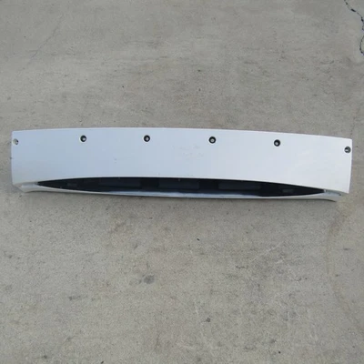 2002-2006 Cadillac Escalade Spoiler TRUCK ONLY EXT NO 3rd Brake Light White - Image 1 of 4