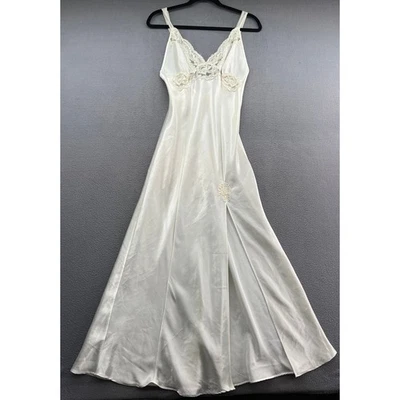 Camisón Victorias Secret S Marfil Satinado Encaje Vestido Sin Mangas Completo Boudoir de Novia Foto 1 de 4