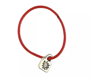 UNO de 50 Silver-plated Pad Lock Sun Logo Bracelet Charm On Red Cord Spain - Picture 1 of 3