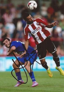 BRENTFORD: NICO YENNARIS SIGNED 6x4 ACTION PHOTO+COA - Bild 1 von 1
