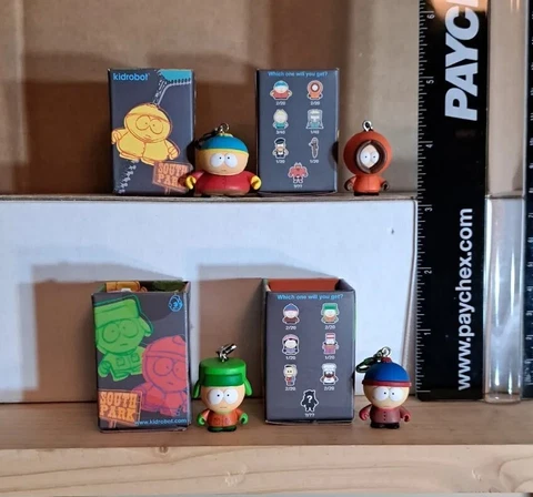 Kidrobot South Park Zipper Pulls Series 1 Lot of 4 - Cartman Kenny Kyle Stan Cover