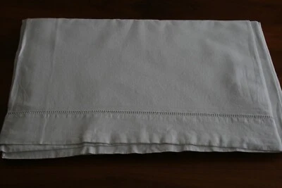 Drap ancien avec jour brodé - 300 x 216 - Photo 1/3
