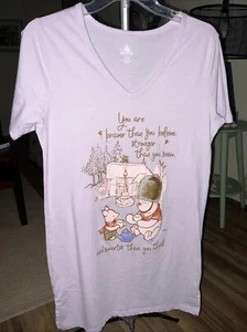 Klassisches Winnie Puuh Flieder T-Shirt Style Nachthemd Damen Disney Gr. XS NEU - Bild 1 von 7