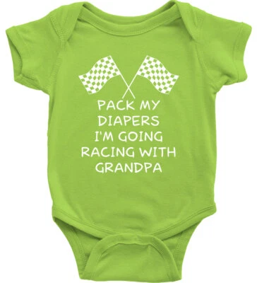 Body de bebé Racing with Grandpa paquete de ropa de una pieza My Diapers Im Go Racing Foto 1 de 2