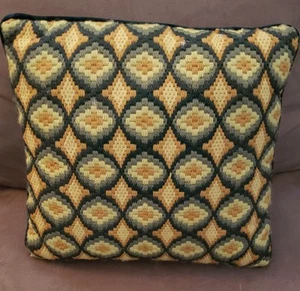 Vtg MCM Handmade 70s Bargello Needlepoint Pillow SEE PHOTOS Green Velour Back - Picture 1 of 7