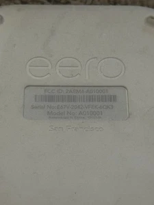 eero Pro B010001 2nd Generation AC Tri-Band Mesh Router - White - Afbeelding 1 van 2
