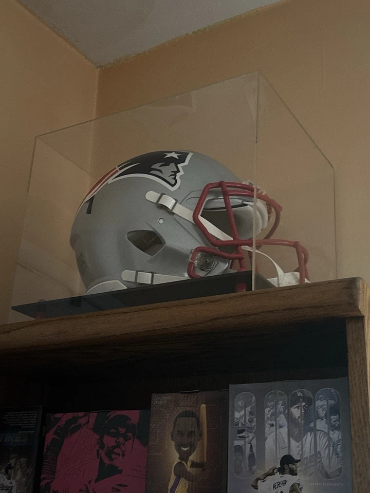 Casco de fútbol americano réplica tamaño completo de los New England Patriots Riddell con logotipo retro Foto 1 de 1
