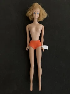 Muñeca Barbie Midge 1963 vintage en traje de baño original rojo pecas coleccionables - Imagen 1 de 6