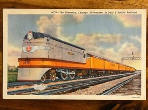 Linen Postcard 1940s The Hiawatha Train St Paul Pacific Railroad M-78 Locomotive - Picture 1 of 4