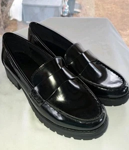 Old Navy Women's Faux-Leather Chunky-Heel Loafer Shoes  / Size 10 Med - Picture 1 of 7