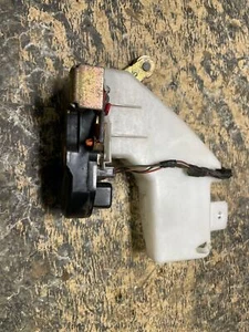 DRIVE SIDE Front Door Latch JEEP LIBERTY Left 02 03 04 05 - Picture 1 of 6