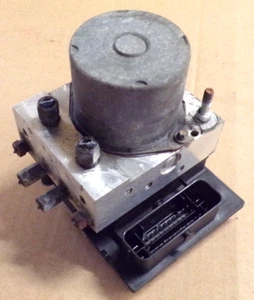 2010 suzuki sx4 anti lock abs brake module pump 2007-2013 - Picture 1 of 4