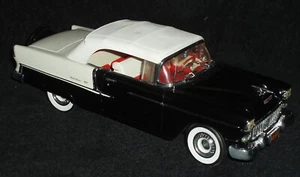 ERTL "MINT SERIES" 1955 CHEVY BEL AIR CONVERTABLE BLK/WHT 1/18 DIECAST METAL - Picture 1 of 15