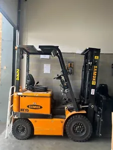 SAMUK HE15 4 Wheel Counterbalance 3000mm Battery Powered Forklift Truck Mains Pl - Picture 1 of 7