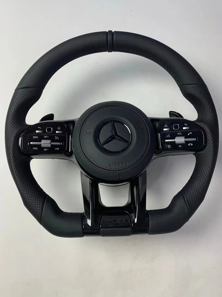 Volant pour Mercedes (2005-2024) - AMG – Classe A, C, CLA, GLA, GLC,E, S,G - Bild 1 von 1