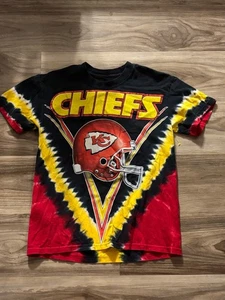 Camiseta Majestic Kansas City Chiefs Doble Lado Tie Dye Gráfica Roja Negra Dorada Pequeña - Imagen 1 de 6