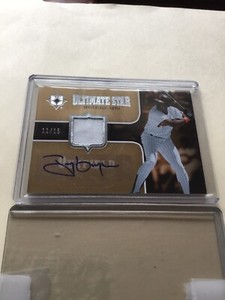 2007 Ultimate Collection Star Materials Tony Gwynn (HOF 2007) Jersey/Auto 11/15