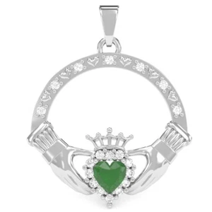 Colgante Claddagh de diamantes esmeralda en oro macizo de 14 k - Imagen 1 de 17