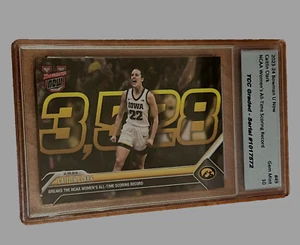 2024 Topps Bowman CAITLIN CLARK Iowa Card #49 Scoring Record Graded GEM MINT 10 - Picture 1 of 3