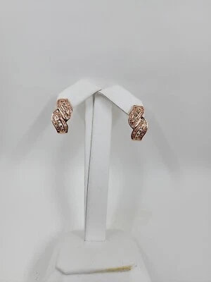 Pendientes de doble hoja de circonita cúbica champán y circonita cúbica enchapados en oro rosa Foto 1 de 4