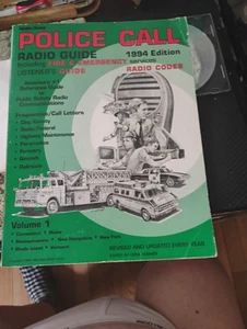 Radio Shack~Police Call Radio 1984 Guide/Manual~Volume 1 - Zdjęcie 1 z 2