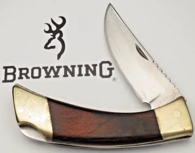 Cuchillo Browning EE. UU. Mediano "Tracker" Lockback Marco de Latón - Usado y Funda Foto 1 de 4