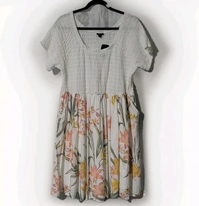 Torrid Size 3 Wht Smocked Bodice w/Lined Floral Skirt Mini Dress NWT - Picture 1 of 7