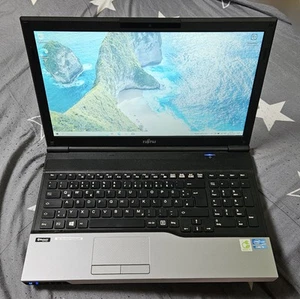 Fujitsu Lifebook A532. 8 Gb Ram, 2, 60 HGz, 237 Gb SSD, Windows 10. - Bild 1 von 6